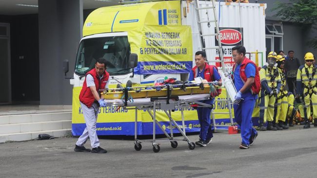 https://2.pakki.org/storage/artikel/718-kemnaker-menggelar-pencanangan-bulan-k3-nasional-tahun-2025-di-kawasan-industri-terpadu-batang-kitb-batang-selasa-1412025_169.jpeg